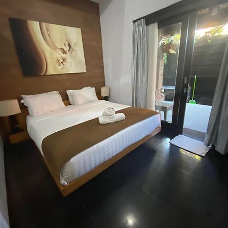 Rahayu Guest House Seminyak Buitenkant foto