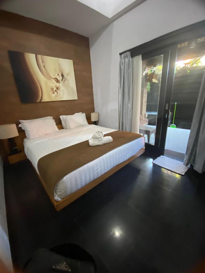 Rahayu Guest House Seminyak Buitenkant foto